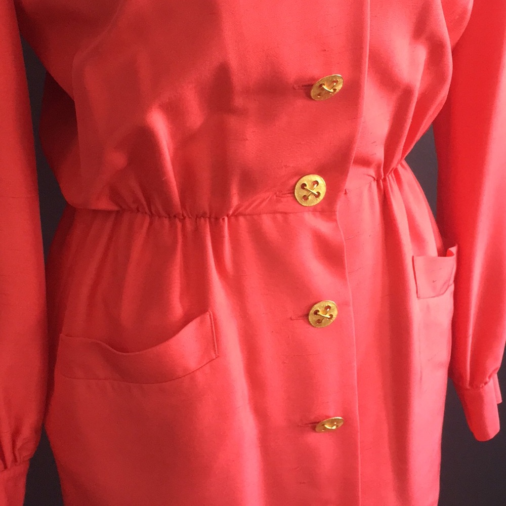 VINTAGE SILK STATEMENT DRESS - Picture 4 of 9